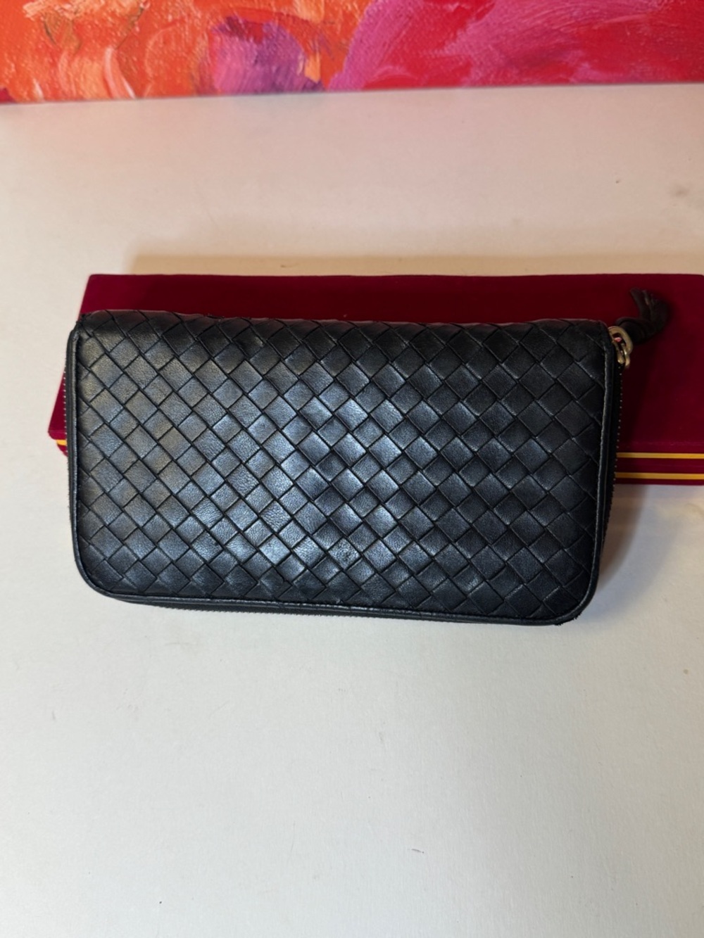 Bottega Veneta Black Leather Zip Wallet with Interior Card Slots - Picture 4 of 12